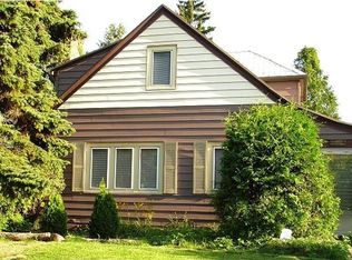 360 Colebourne Rd, Rochester, NY 14609