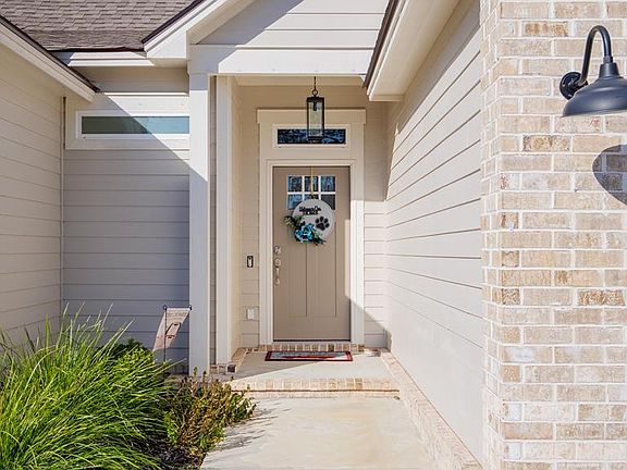 3rd image of 4901 Hatfield Cir