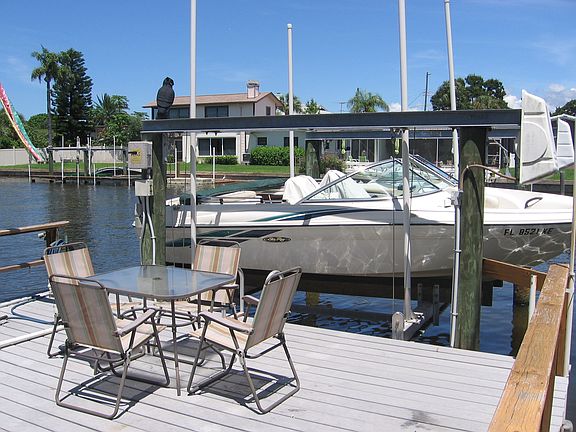 5th image of 1971 Cove Dr