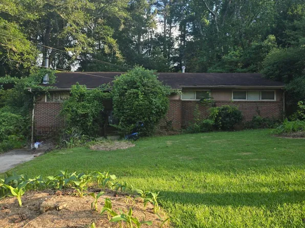 2633 Yale Ter, Decatur, GA 30032