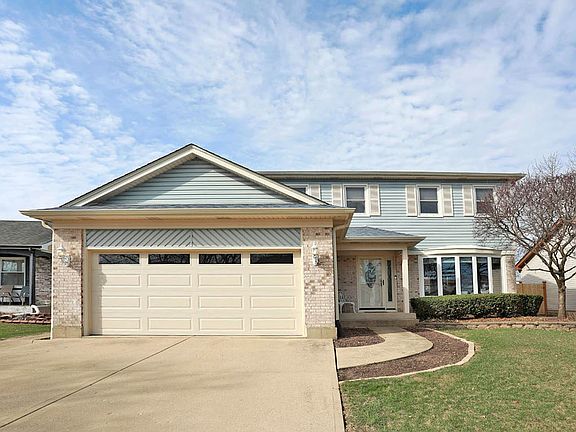 2nd image of 1233 Diane Ln