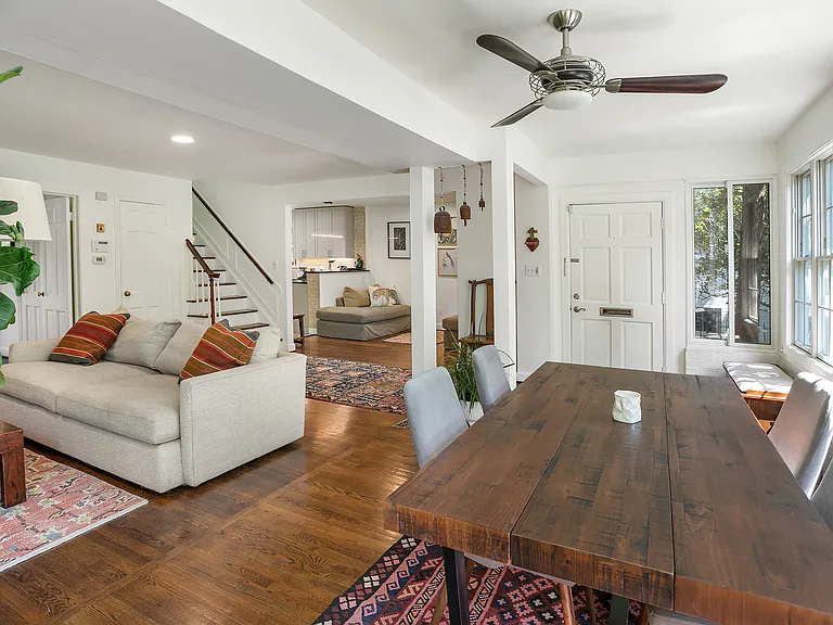 5015 Fulton St NW — Photo 4
