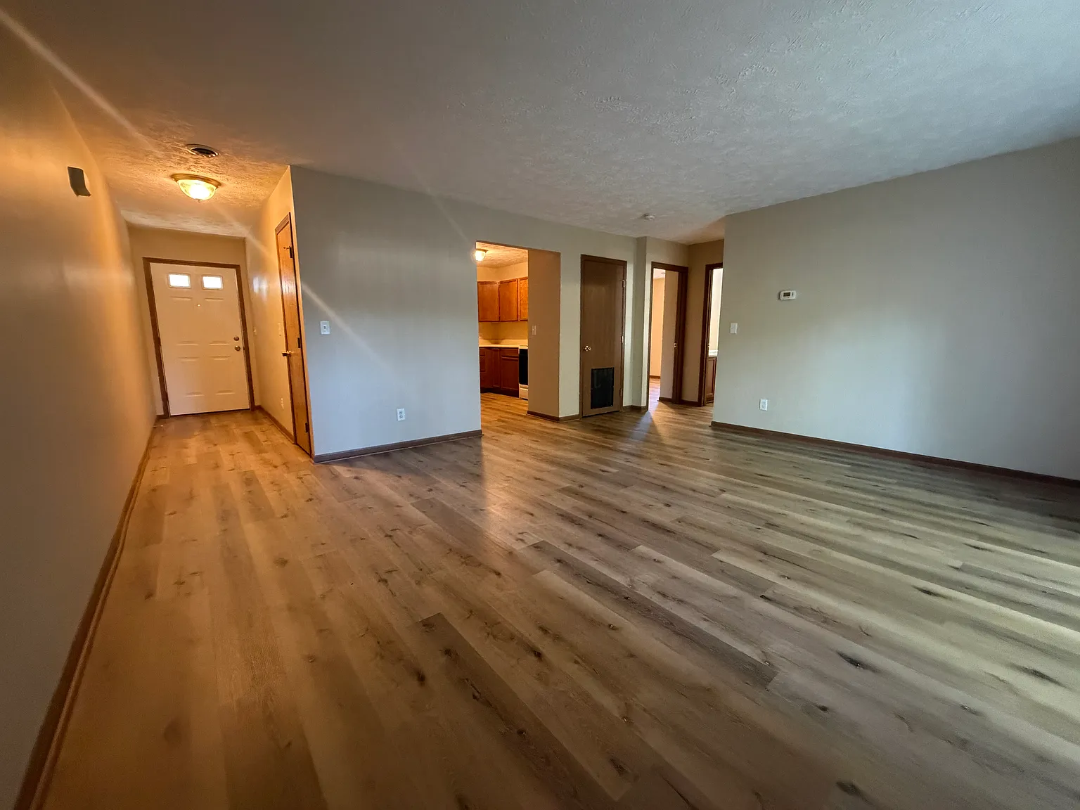 2 bed, 900 sqft, $750 — Photo 4