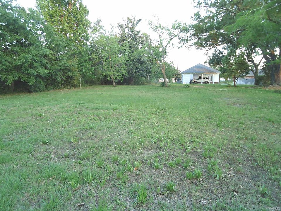 417 E. 3rd St [01]\nFront