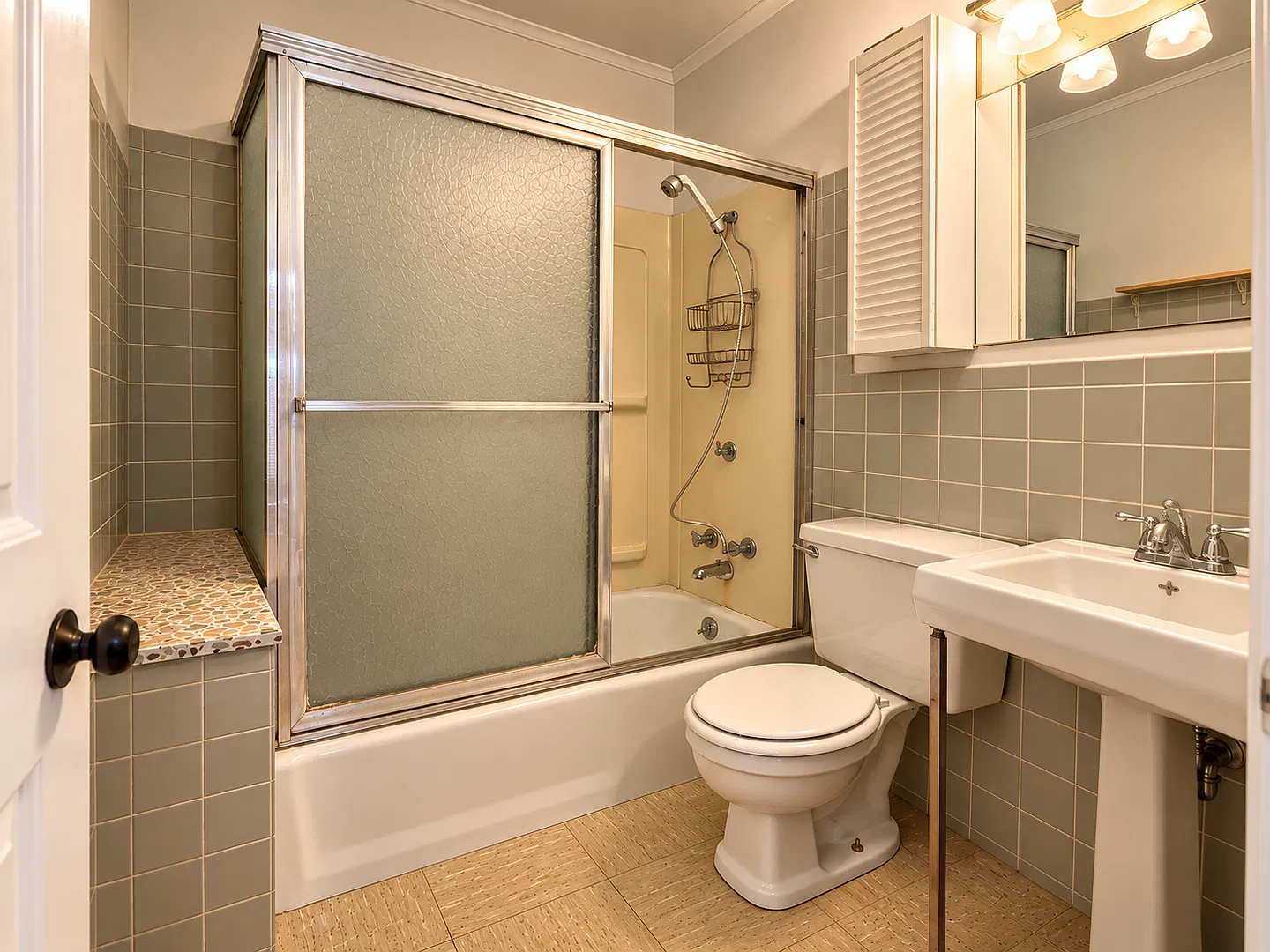 503 W Green St. Urbana, IL — Photo 4