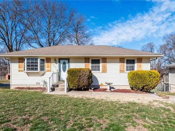15208 E 48th St, Kansas City, MO 64136