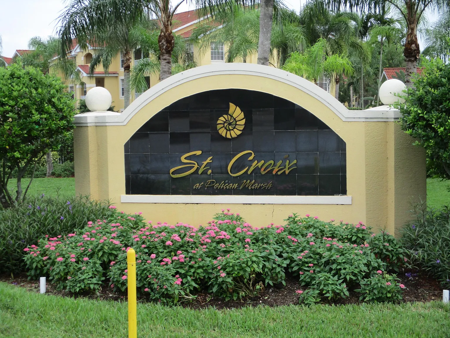 2 bed, 950 sqft, $2,000 — Photo 1