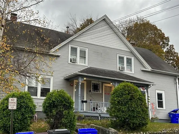 32-34 Harris Ave, West Warwick, RI 02893