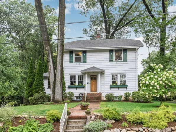 187 Kemah Rd, Ridgewood Village, NJ 07450