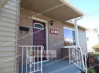 2102 N Ferdinand St, Tacoma, WA 98406