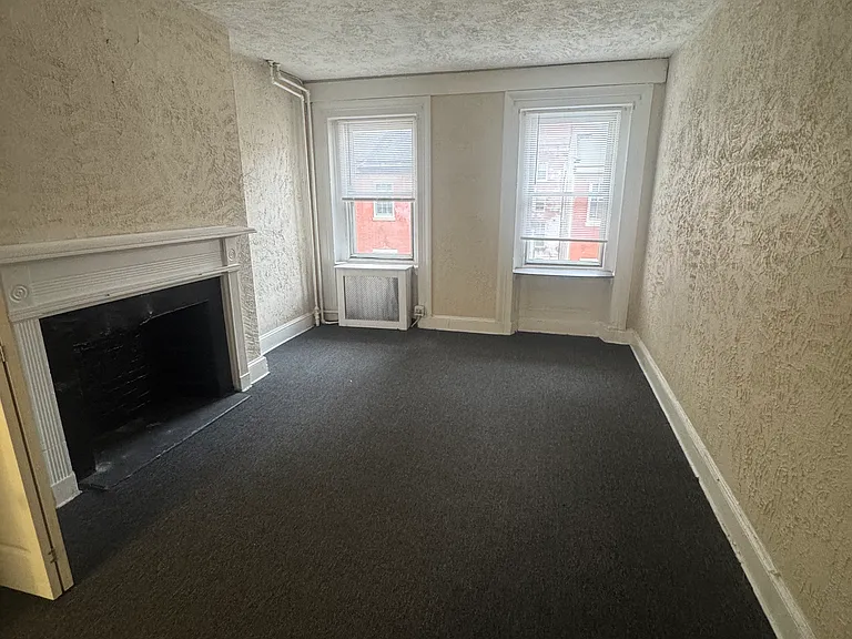 254 S 16th St #3A — Photo 6