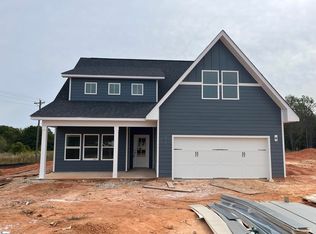 138 Henderson Rd, Gray Court, SC 29644