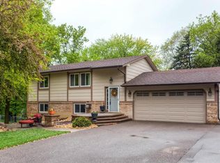 6285 Yucca Ln N, Maple Grove, MN 55311