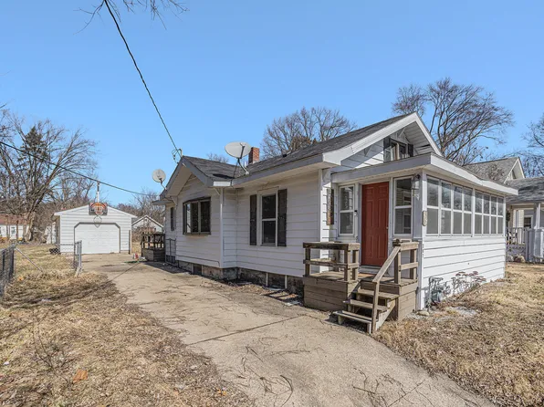 207 Laurel Dr, Battle Creek, MI 49017