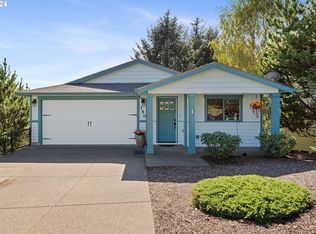 350 NE Harbor View Pl, Depoe Bay, OR 97341