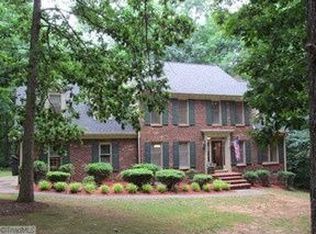 1750 Chelsea Place Dr, Kernersville, NC 27284