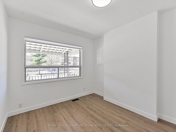 5th image of 493 Ossington Ave