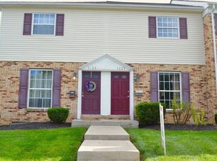 1225 Weybridge Rd, Columbus, OH 43220