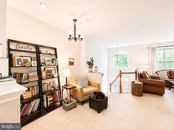 4th image of 1267 Wild Hawthorn Way