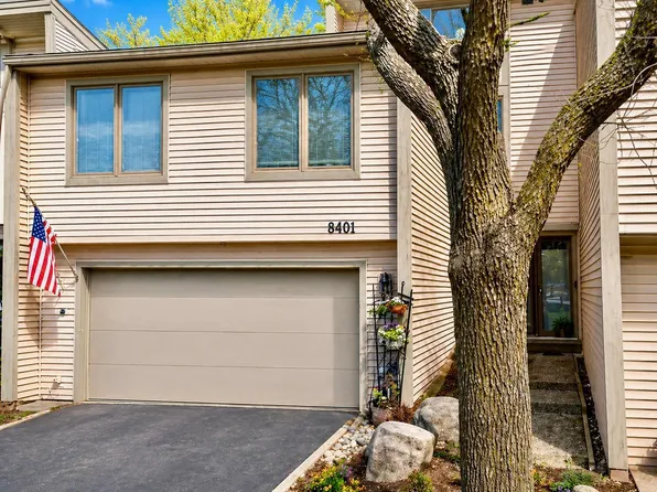 8401 137th Ct, Apple Valley, MN 55124
