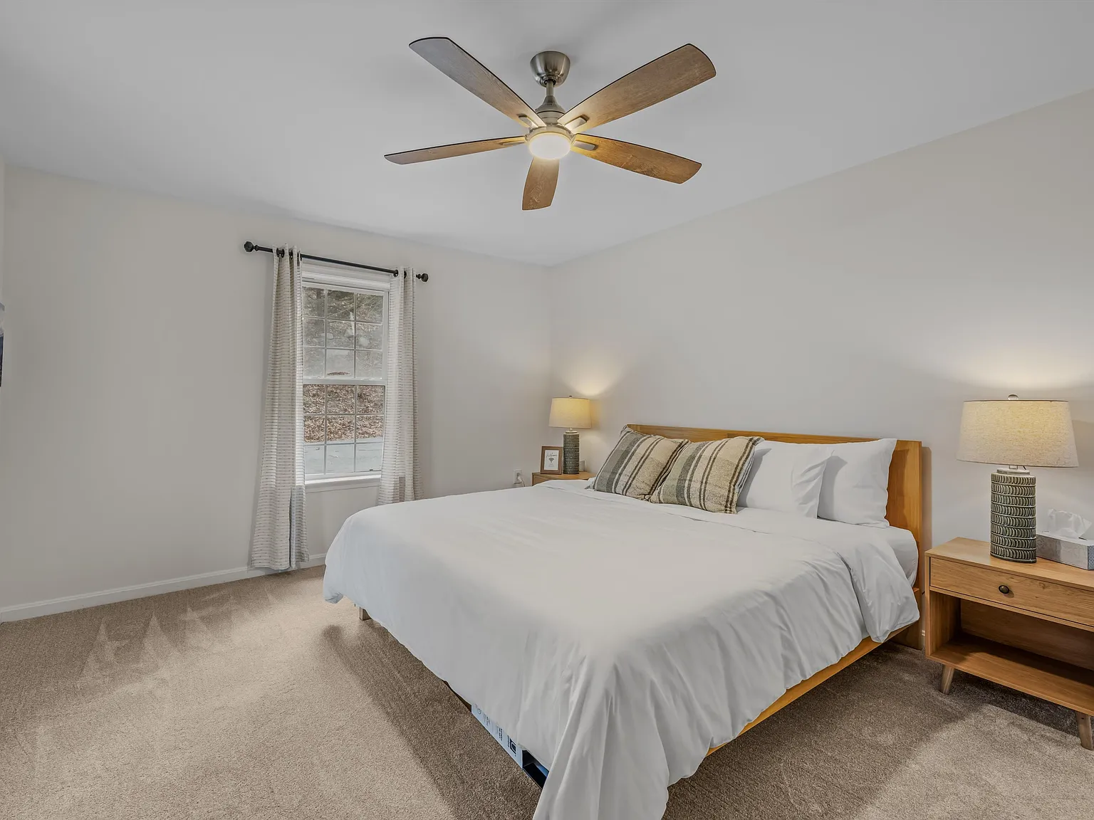 341 Wren Ln — Photo 3