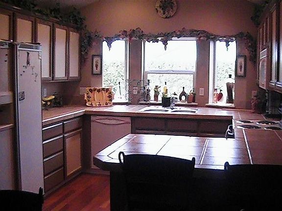 New Tile Countertops