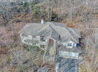 174 Terrace Trl W, Lenexa, KS 66217