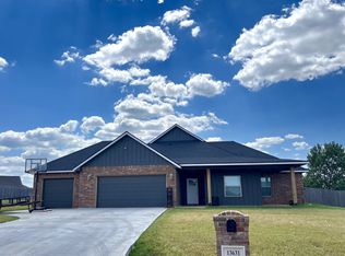 13631 NE Lafayette Dr, Elgin, OK 73538