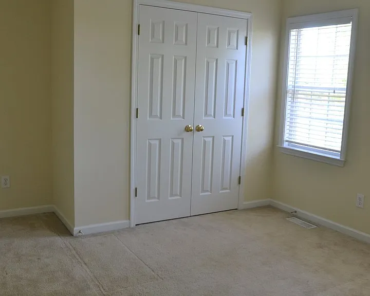 3895 Eagleston Ct — Photo 8