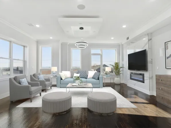 122 Terrace Avenue image 2 of 37