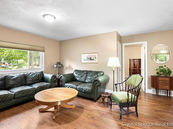 5th image of 4158 Woodstock Ave SE