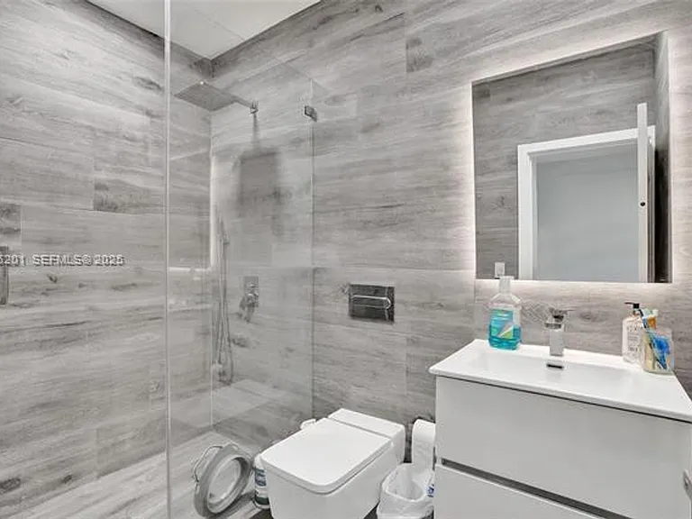 3784 Sheridan Ave #0 — Photo 21