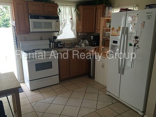 5th image of 1031 County Road 547 N