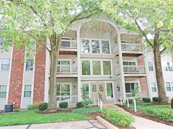 5375 N Kenrick Parke Dr APT 101, Saint Louis, MO 63119