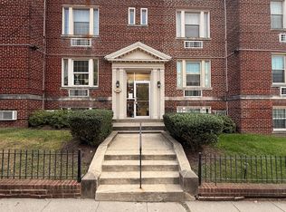 1404 Tuckerman St NW APT 302, Washington, DC 20011
