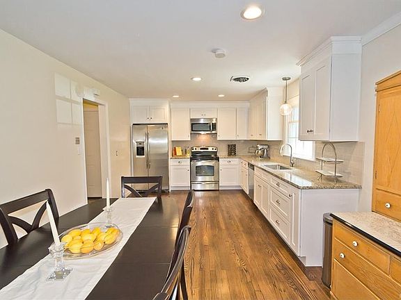 5th image of 4125 Orchard Way