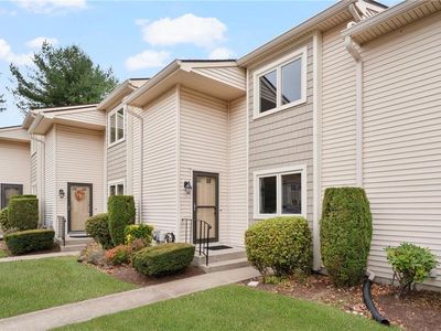 500 E Greenwich Ave APT 116, West Warwick, RI, 02893