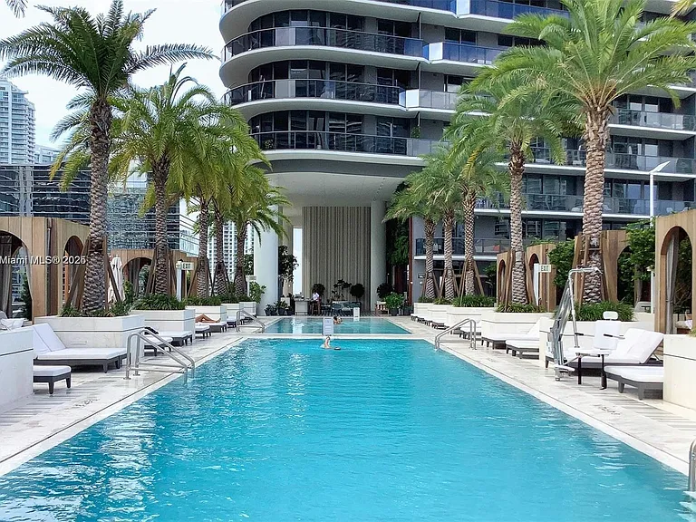 801 S Miami Ave #2 — Photo 2