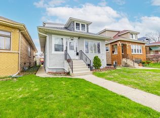 3739 Clinton Ave, Berwyn, IL 60402