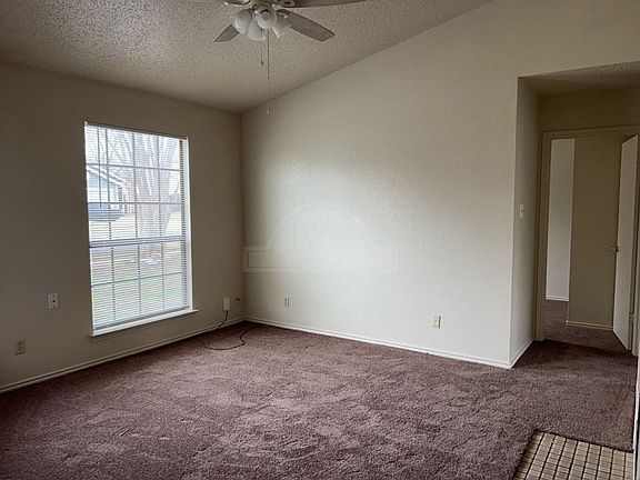 2nd image of 3906 London Ln