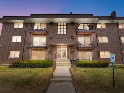 245 Mill Rd APT 9C, Addison, IL, 60101