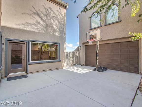 5th image of 12053 Cielo Amber Ln