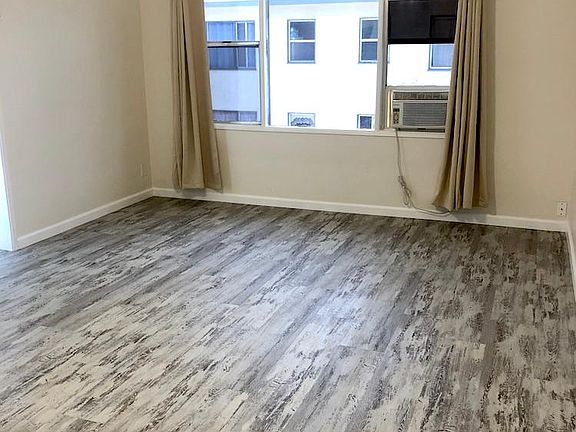 5th image of 2890 Leeward Ave APT 224