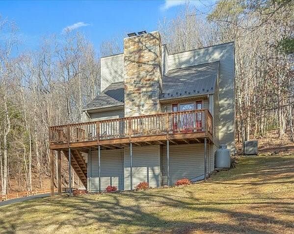 1st image of 212 Summer Cir