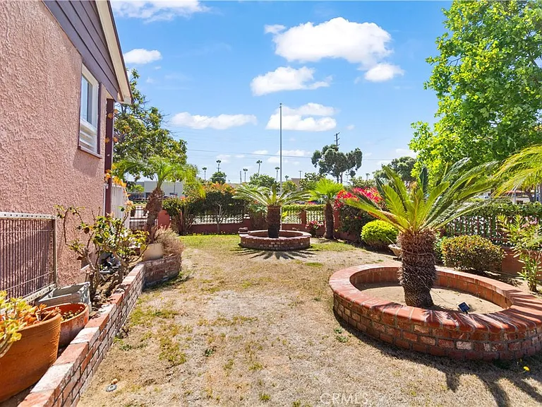 4503 Darien St — Photo 24