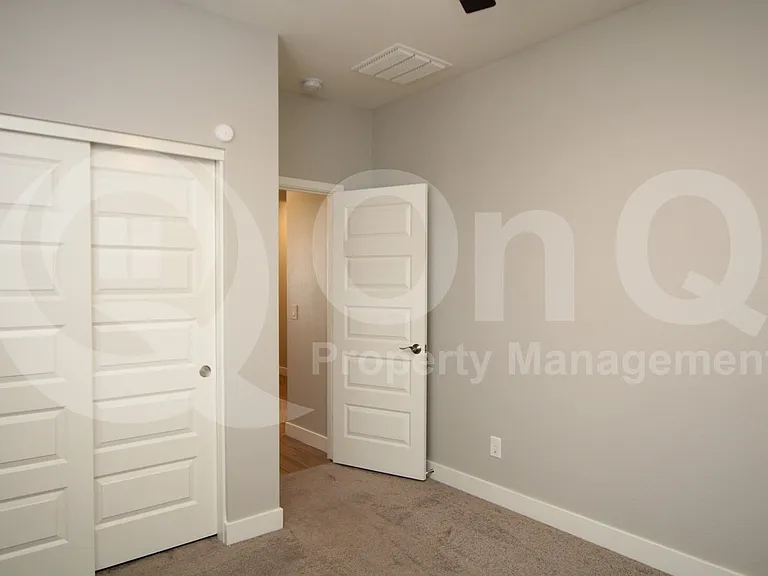 16535 W Desert Ln — Photo 13