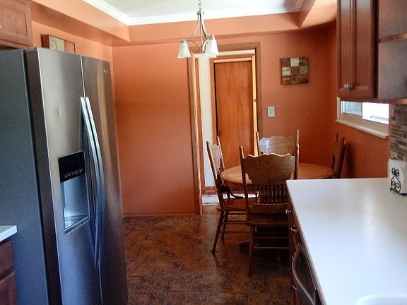 5th image of 5836 Parma Heights Blvd