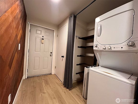5th image of 1840 Central Place S #H75
