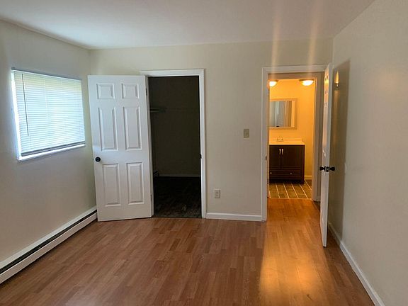 5th image of 1570 Woodman Dr #25xafjmtt