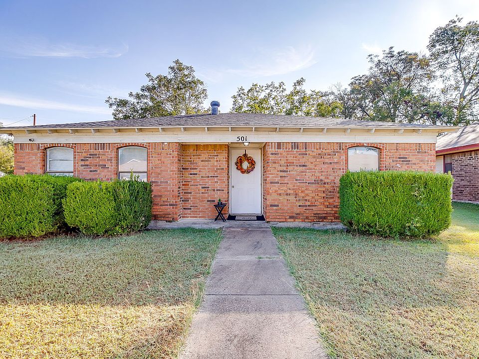 1st image of 501 Allencrest Dr